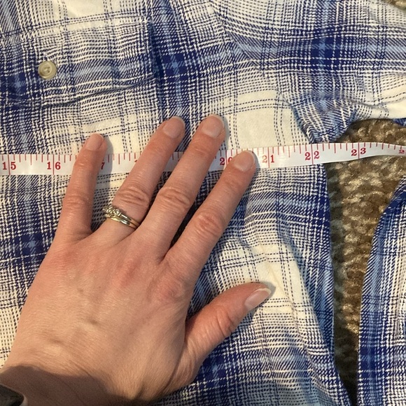 Old Navy Blue and White Plaid Button Down Shirt - Picture 9 of 11